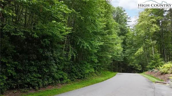 Lot 20 Twin Rivers Drive, Boone, NC 28607