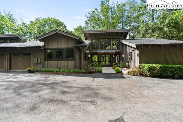 1325 Golf Course Road, Linville, NC 28646