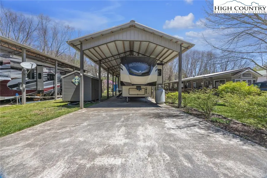 195 Finch Way, West Jefferson, NC 28694 - Image #2