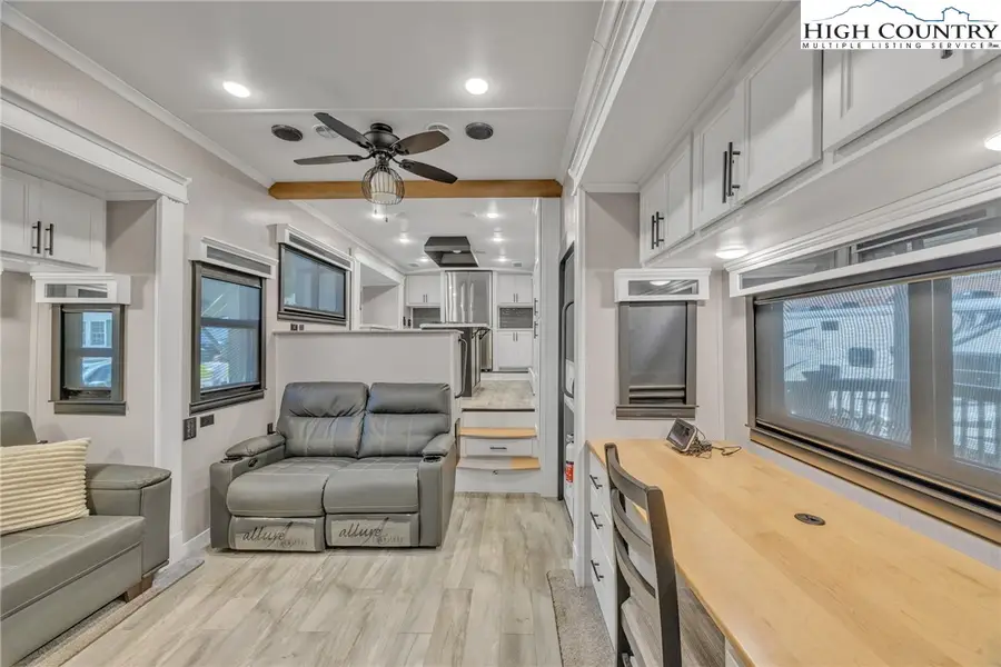 177 Finch Way, West Jefferson, NC 28694 - Image #2