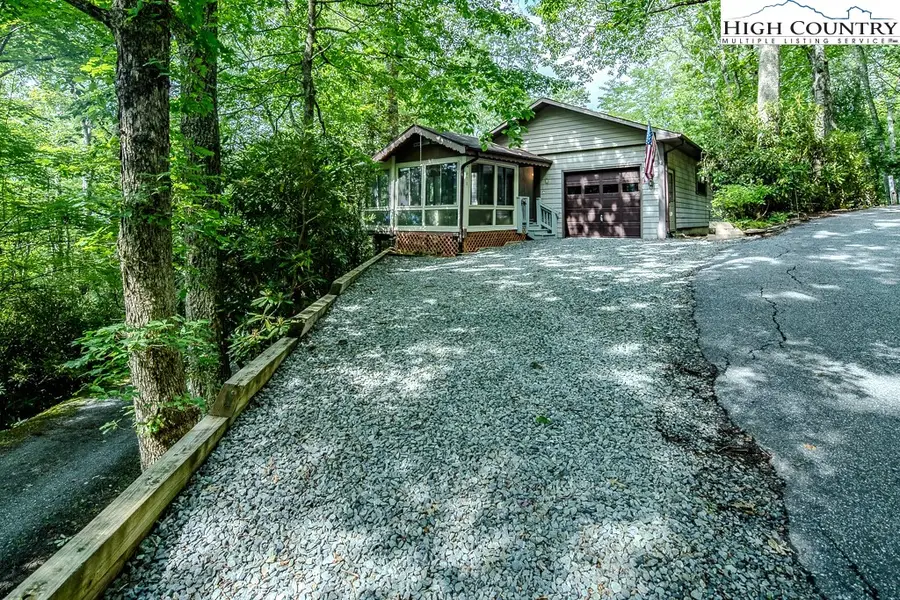 478 Laurel Hills Road, Newland, NC 28657 - Image #2