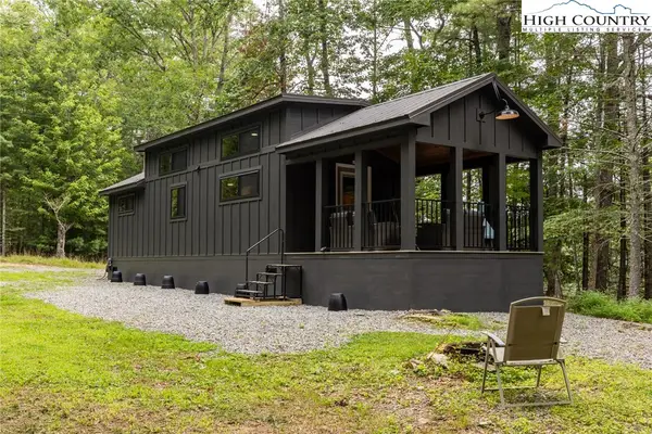 141 Maines Hill Lane, Scottville, NC 28672