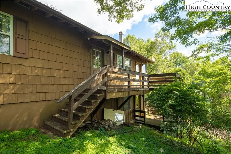 2811 Georges Gap Road, Vilas, NC 28692 - Image #3