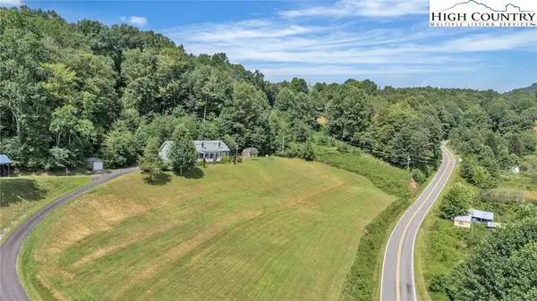 3786 Peak Road, Creston, NC 28615