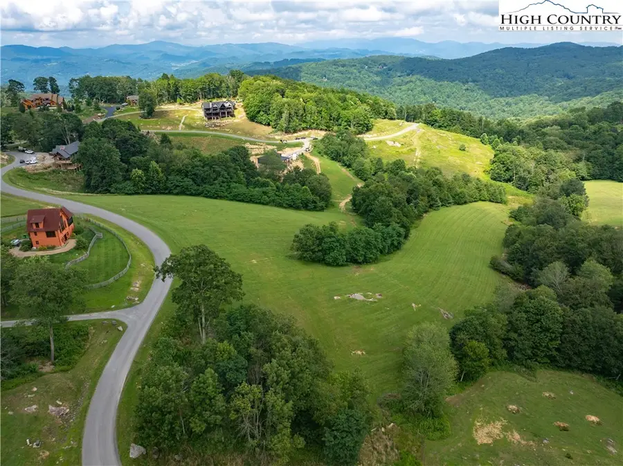 F2 High Valley Overlook, Banner Elk, NC 28604 - Image #2