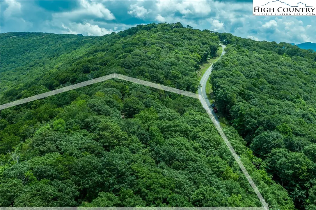 L-64 Eagles Nest Trail, Banner Elk, NC 28604 - Image #1