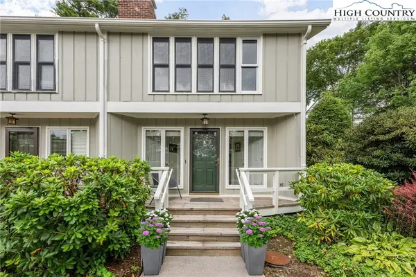 123 Pinnacle Avenue #1, Blowing Rock, NC 28605