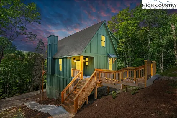 1017 Charter Hills Road, Beech Mountain, NC 28604