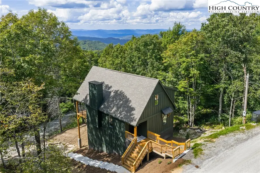 1017 Charter Hills Road, Beech Mountain, NC 28604 - Image #3