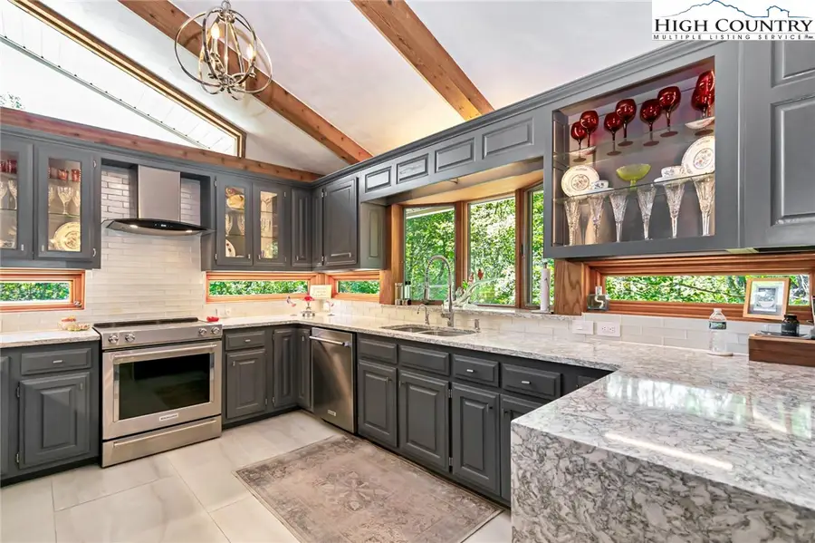 505 Tanglewood Cemetery Road, Linville, NC 28646 - Image #3