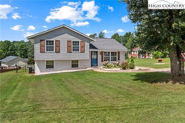 274 Dixie Hill Road, North Wilkesboro, NC 28659