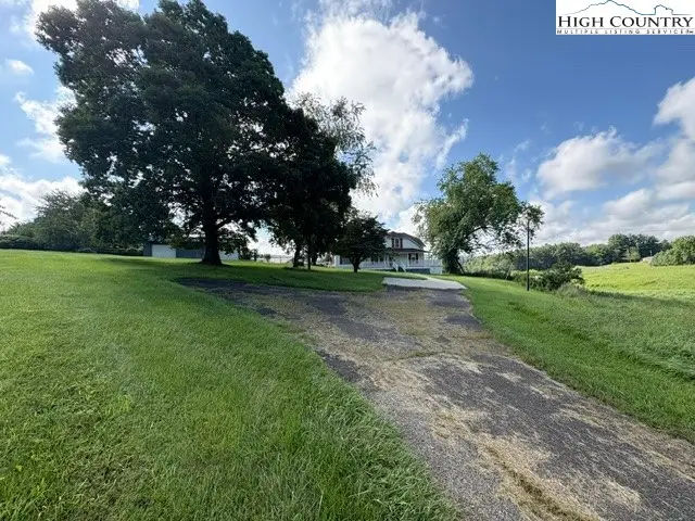 4954 Shawtown Road, Ennice, NC 28623 - Image #2