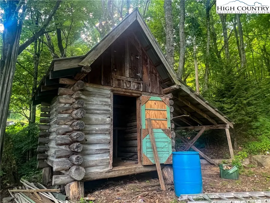 5539 Nc 105 Highway, Banner Elk, NC 28604 - Image #3