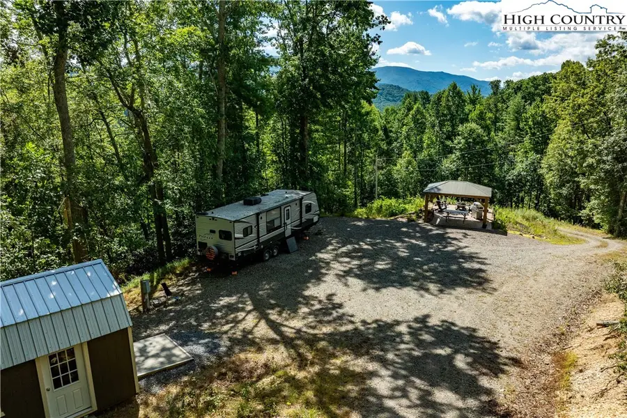 584 Dotson Road, Trade, TN 37691 - Image #3