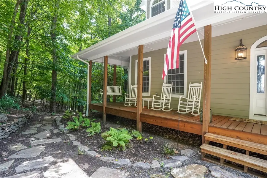 123 Laura Avenue, West Jefferson, NC 28694 - Image #3