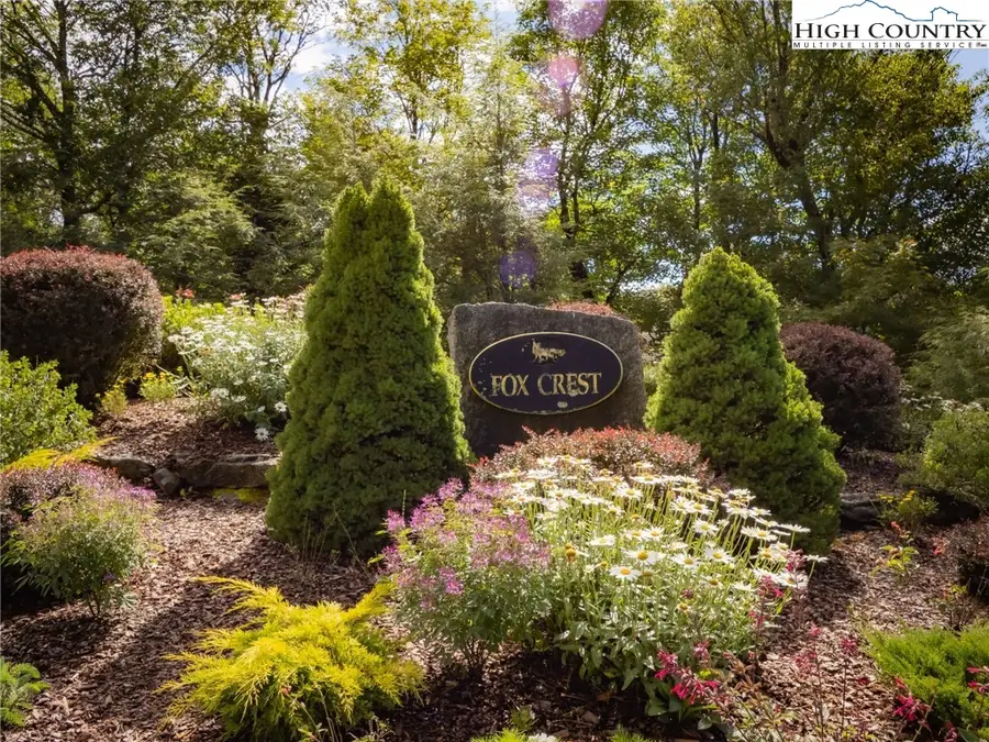 11 Fox Crest Road, Beech Mountain, NC 28604 - Image #2