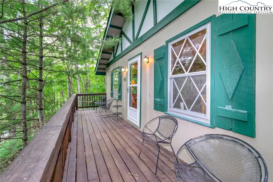 206 Oak Road, Beech Mountain, NC 28604 - Image #2