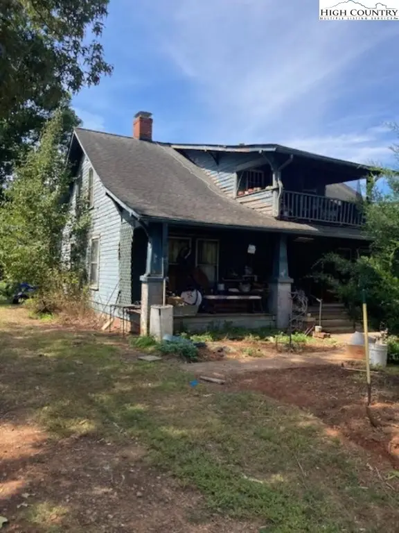 5121 Boone Trail, Millers Creek, NC 28651