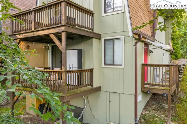 102 Hemlock Hill Drive #Unit C, Banner Elk, NC 28604