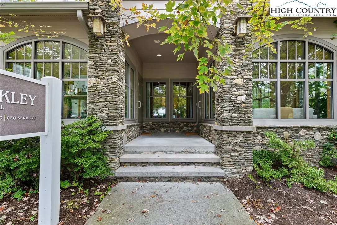 257 Sunset Drive, Blowing Rock, NC 28605 - Image #1