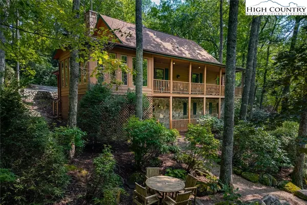 23 Stony Creek Loop, Newland, NC 28657