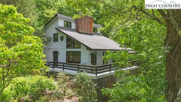 302 Walter Godbey Road, West Jefferson, NC 28694