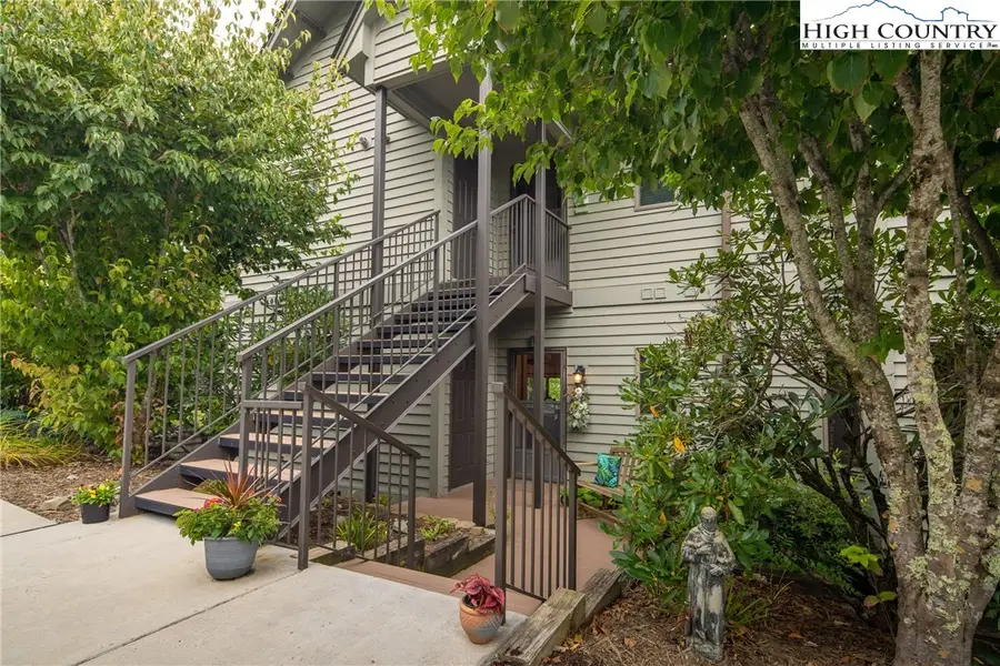 140 Manor View Lane #1, Blowing Rock, NC 28605 - Image #2