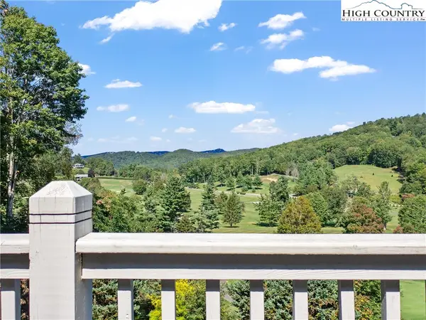 832 Hemlock Drive, Newland, NC 28657