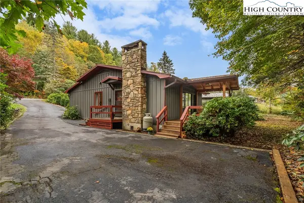 292 River Road, Newland, NC 28657