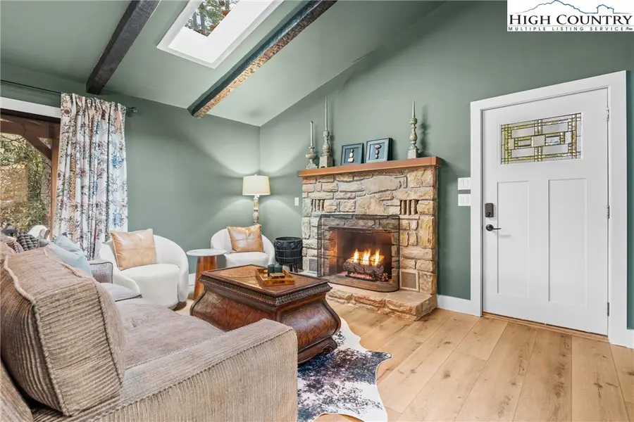 292 River Road, Newland, NC 28657 - Image #3