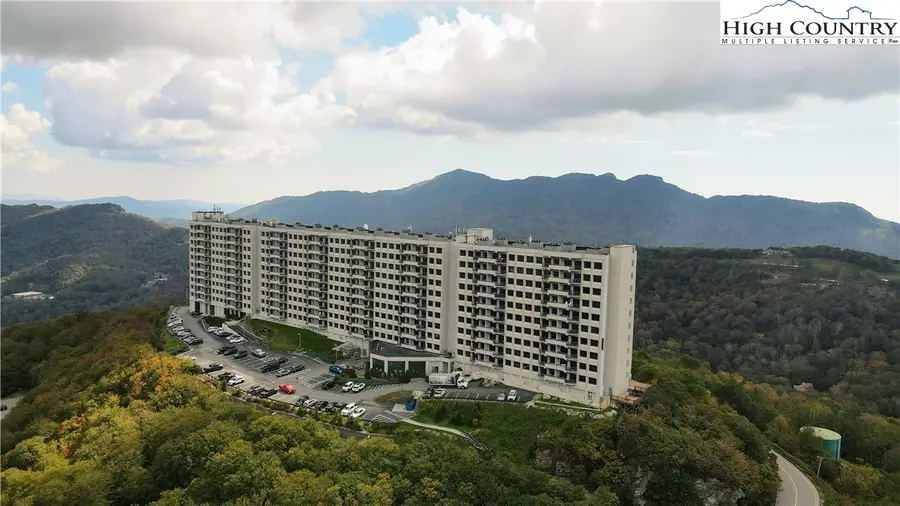 303 Sugar Top Drive #2018, Sugar Mountain, NC 28604 - Image #2