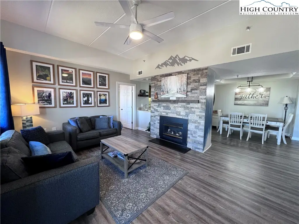 303 Sugar Top Drive #3827, Sugar Mountain, NC 28604 - Image #1