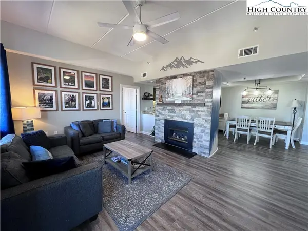 303 Sugar Top Drive #3827, Sugar Mountain, NC 28604