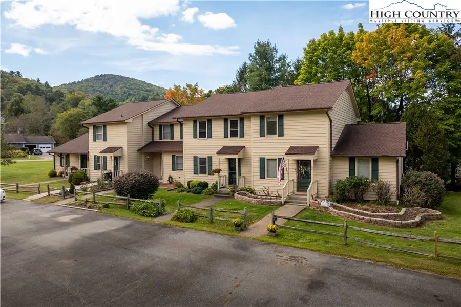 212 Carriage Lamp Court, Boone, NC 28607 - Image #3