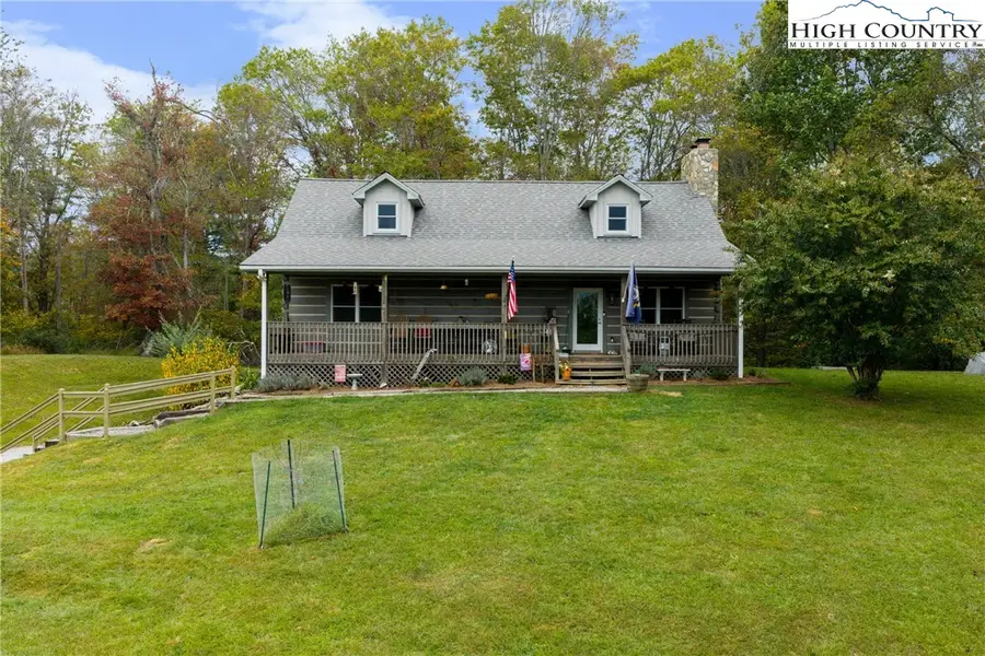 301 Hannah Drive, Grassy Creek, NC 28631 - Image #2