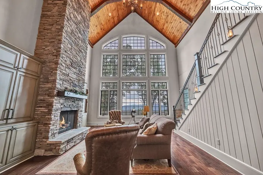 906 Fox Meadow Road, Banner Elk, NC 28604 - Image #3