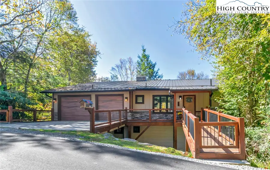 240 Greenbriar Road, Beech Mountain, NC 28604 - Image #3