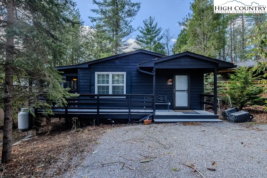 198 Black Pine Road, Newland, NC 28657 - Image #2