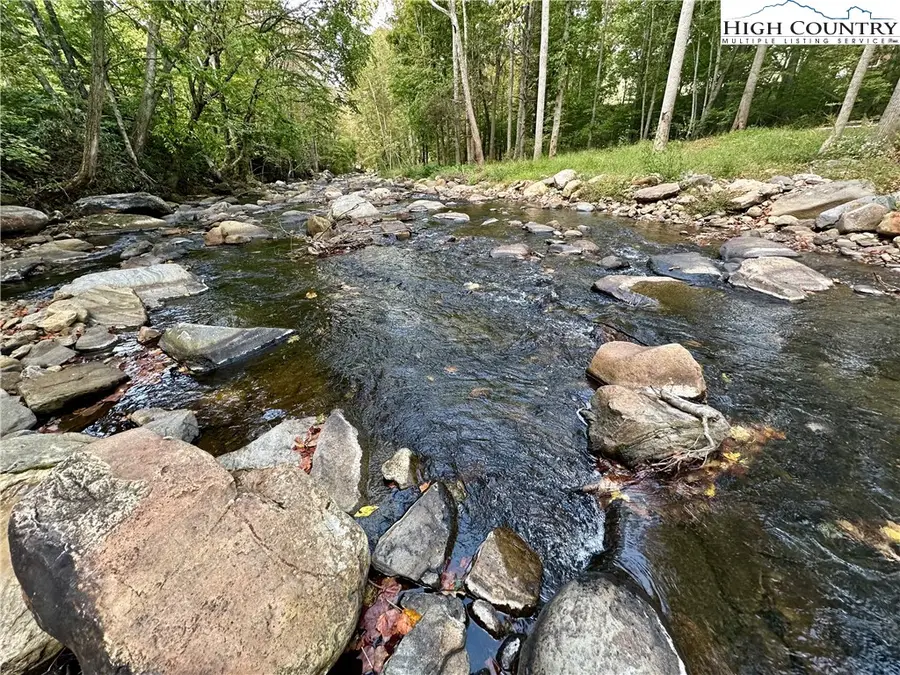 000 Pumpkin Patch, Bakersville, NC 28705 - Image #3