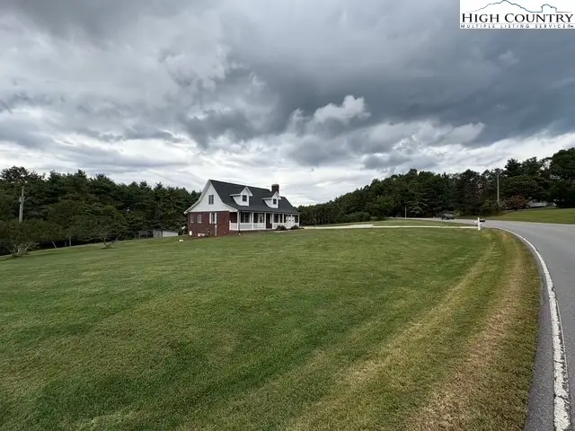 11325 Glade Valley Road, Ennice, NC 28623 - Image #3