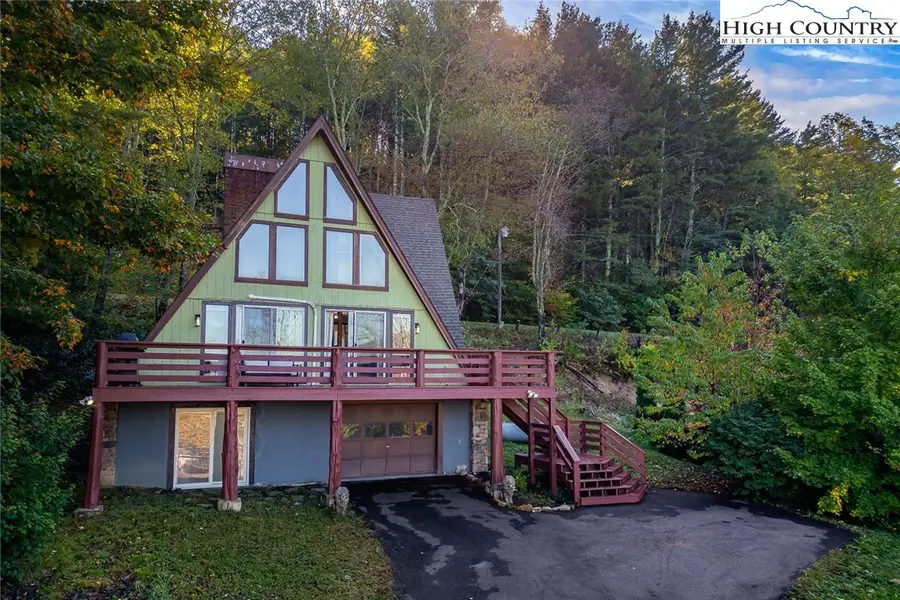 209 Apache Street, Newland, NC 28657 - Image #3