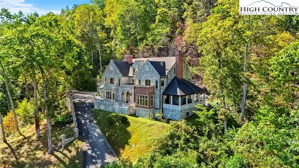 5742 Nc Highway 194 S, Banner Elk, NC 28604