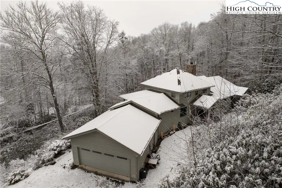 509 Twin Rivers Drive, Boone, NC 28607 - Image #2