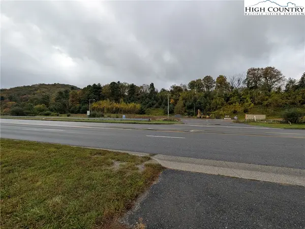 2704 S Us Hwy. 421, Boone, NC 28607