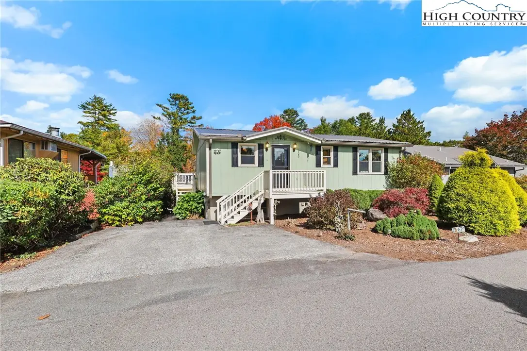 228 Snowshoe Loop, Newland, NC 28657 - Image #1