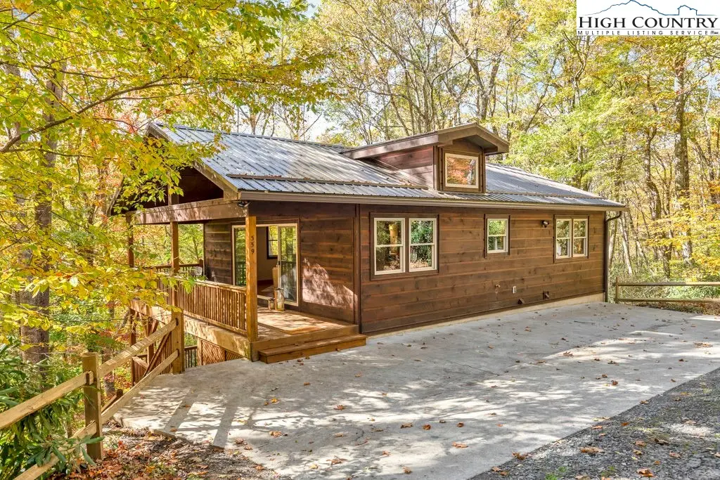 359 Sorrento Falls Road, Blowing Rock, NC 28605 - Image #1