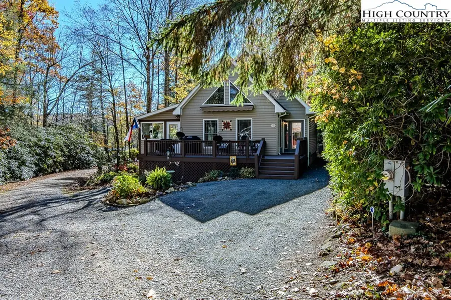 172 Valley Lane, Newland, NC 28657 - Image #2