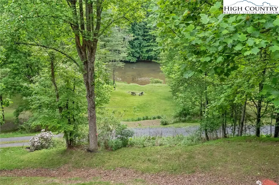 1459 River Front Ridge Drive, Jefferson, NC 28640 - Image #3