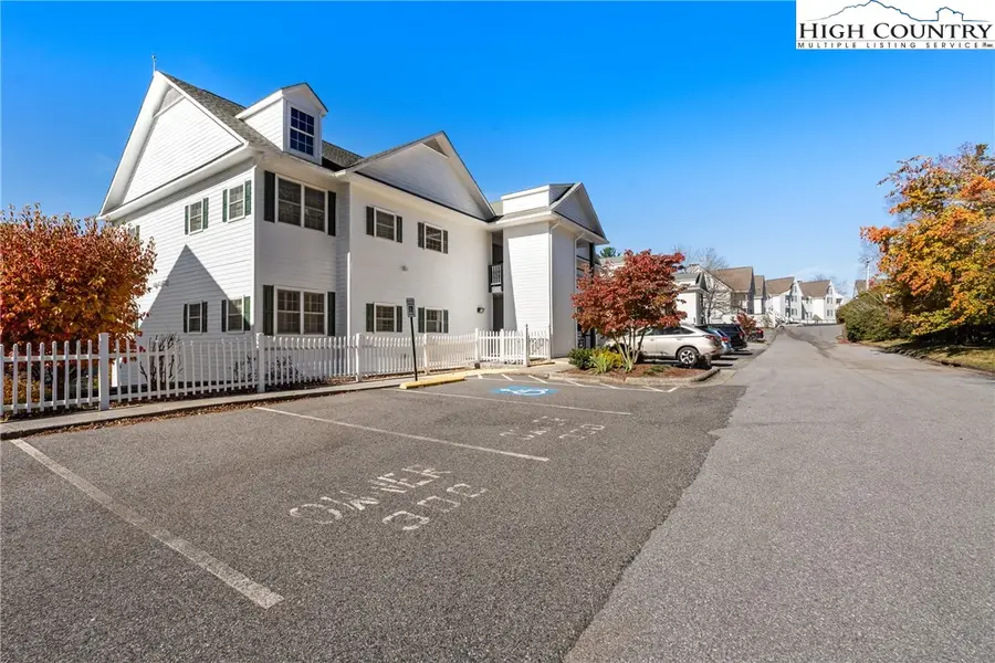 220 Village Drive #301, Blowing Rock, NC 28605 - Image #2