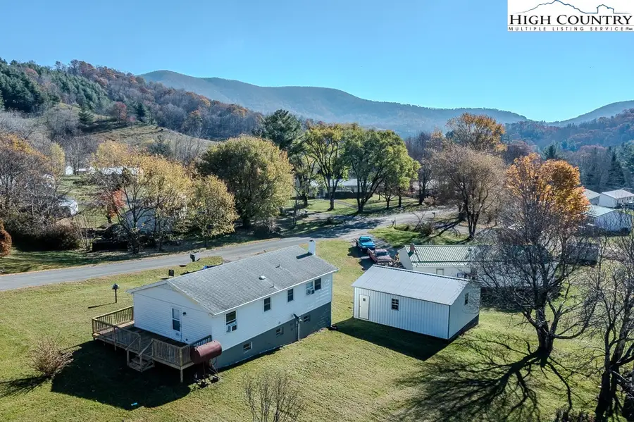 309 Buffalo Meadows Road, West Jefferson, NC 28694 - Image #2